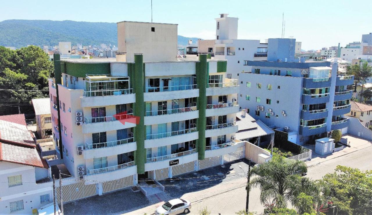 1024 - Apartamento Em Bombinhas Para Locacao De Temporada - Praia De Bombas 外观 照片